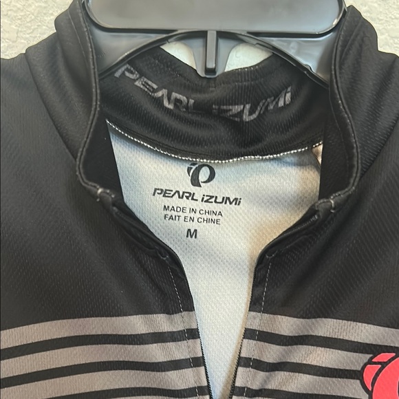 Pearl Izumi Black and Gray Men's cycling jersey - Picture 2 of 7